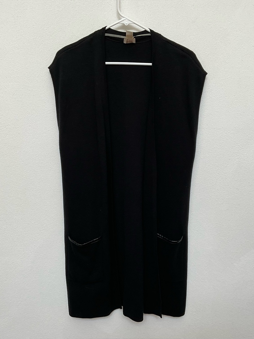 Chico's Black Thick Knit Sleeveless Duster Cardigan Size 2 US L/12 Pockets Fall